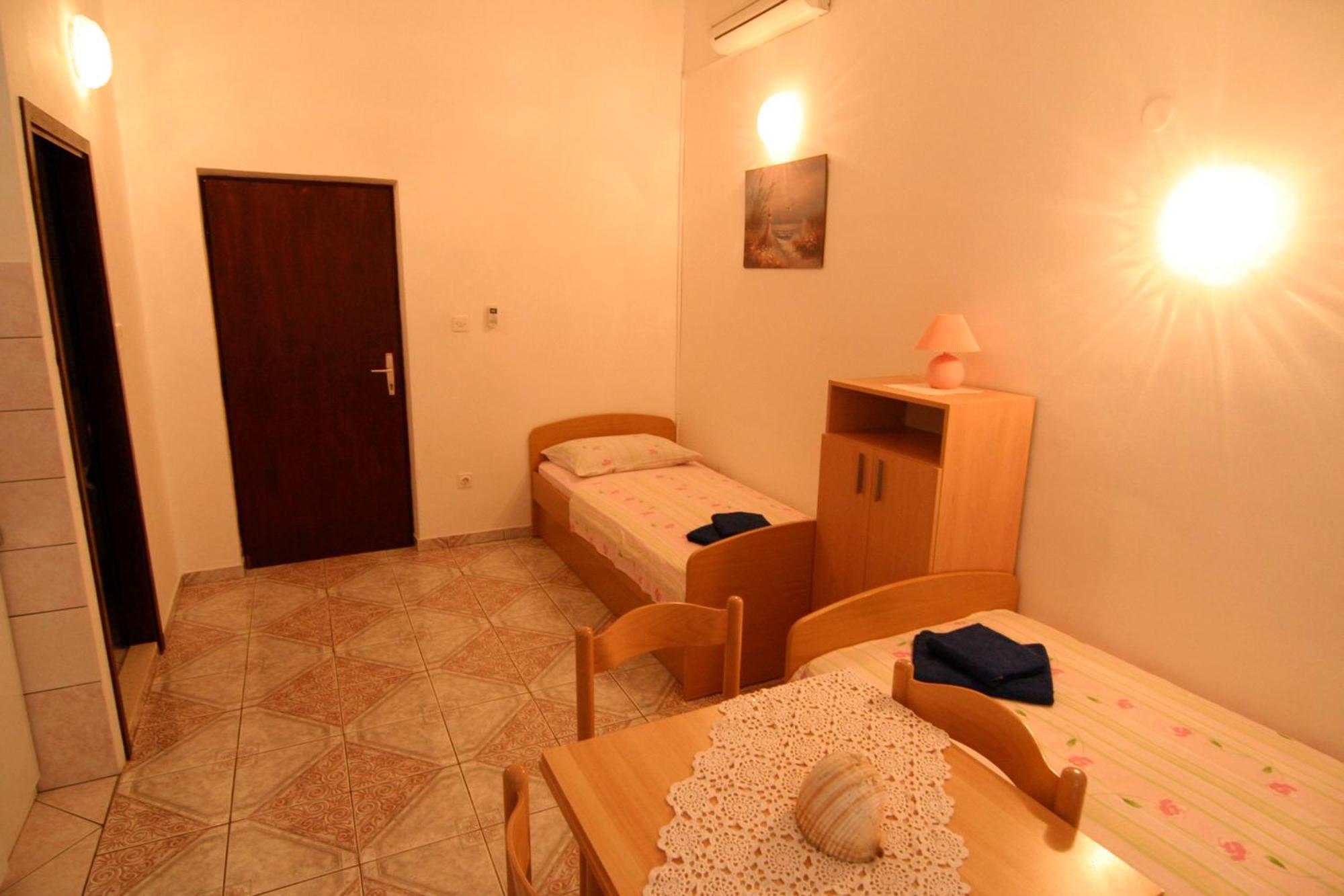 Apartments Marta Trogir Kamer foto
