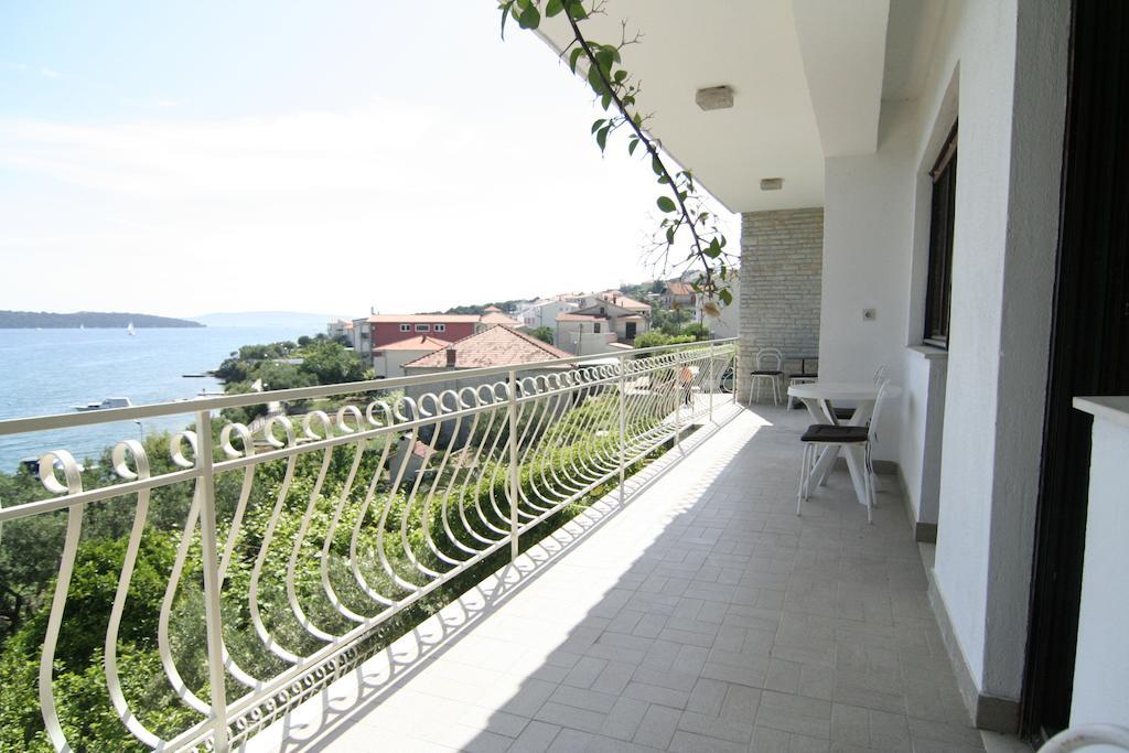 Apartments Marta Trogir Kamer foto